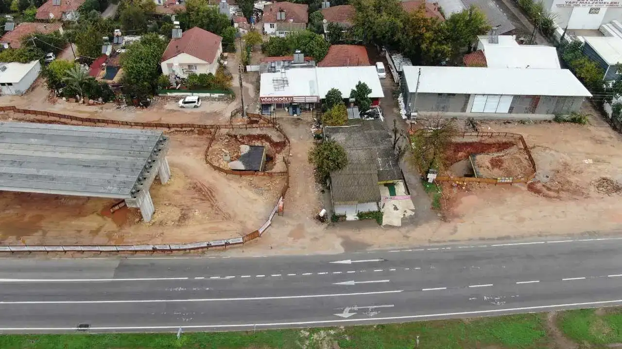 Antalya Trafiğini Rahatlatacak Kavşak Projesine Pideci Engeli! 6